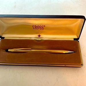 Cross gold plated ballpoint with23 it appointments.